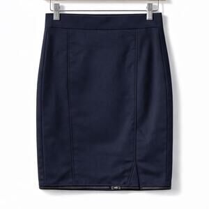 Akris Punto Exclusive Saks Navy Pencil Skirt | Italy | Size 36 (US 4)